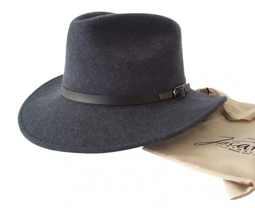 wool_traveller_dark_grey.jpg